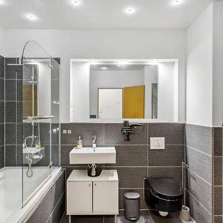 Awesome In With Kitchen Apartment Rotha